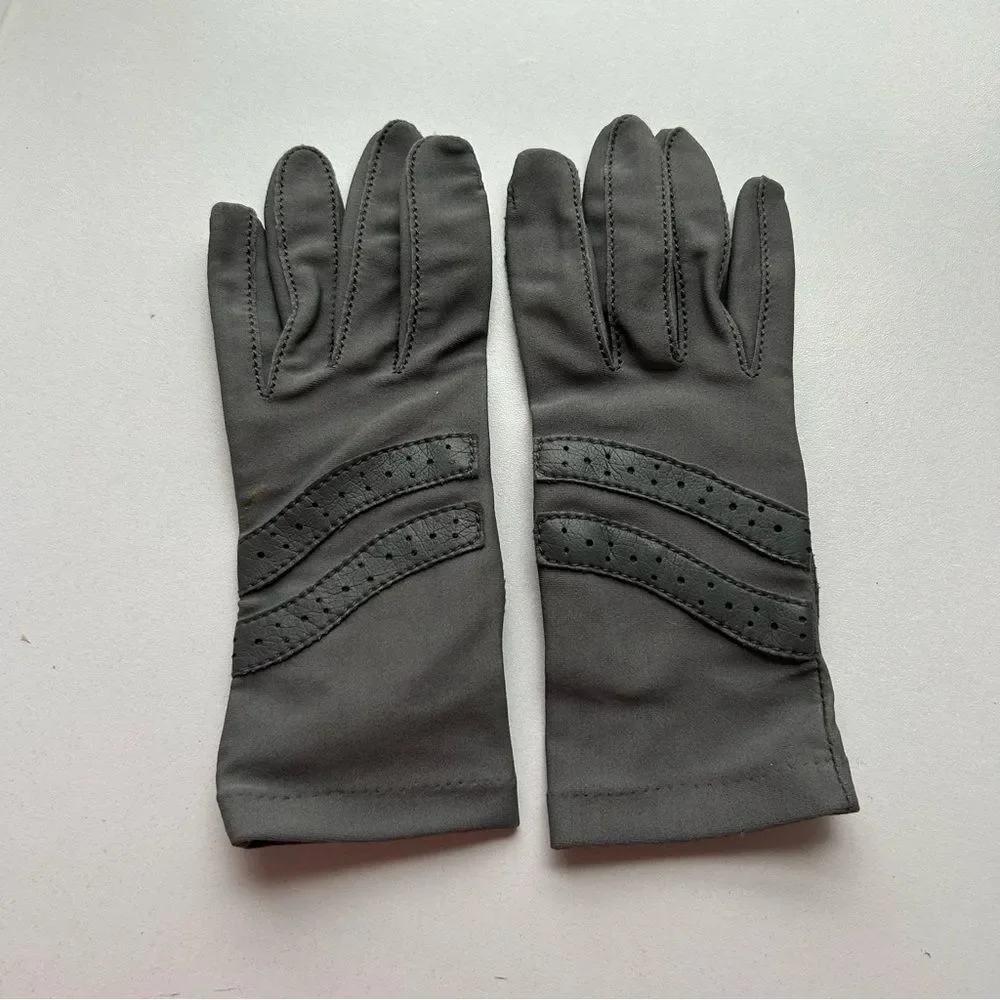 Vintage Love Charcoal Women's Gloves